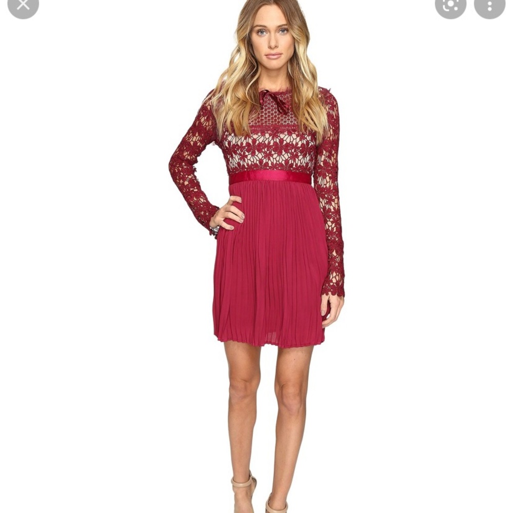 New with tags Romeo and Juliette couture size medium dress